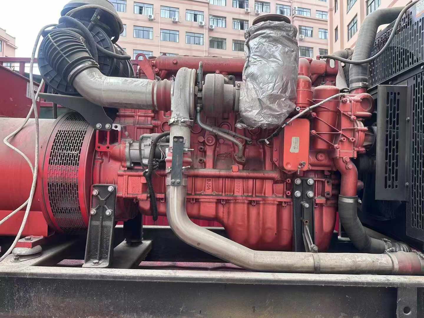 类乌齐如何选择适合 600kW 柴油发电机组的过载保护器？